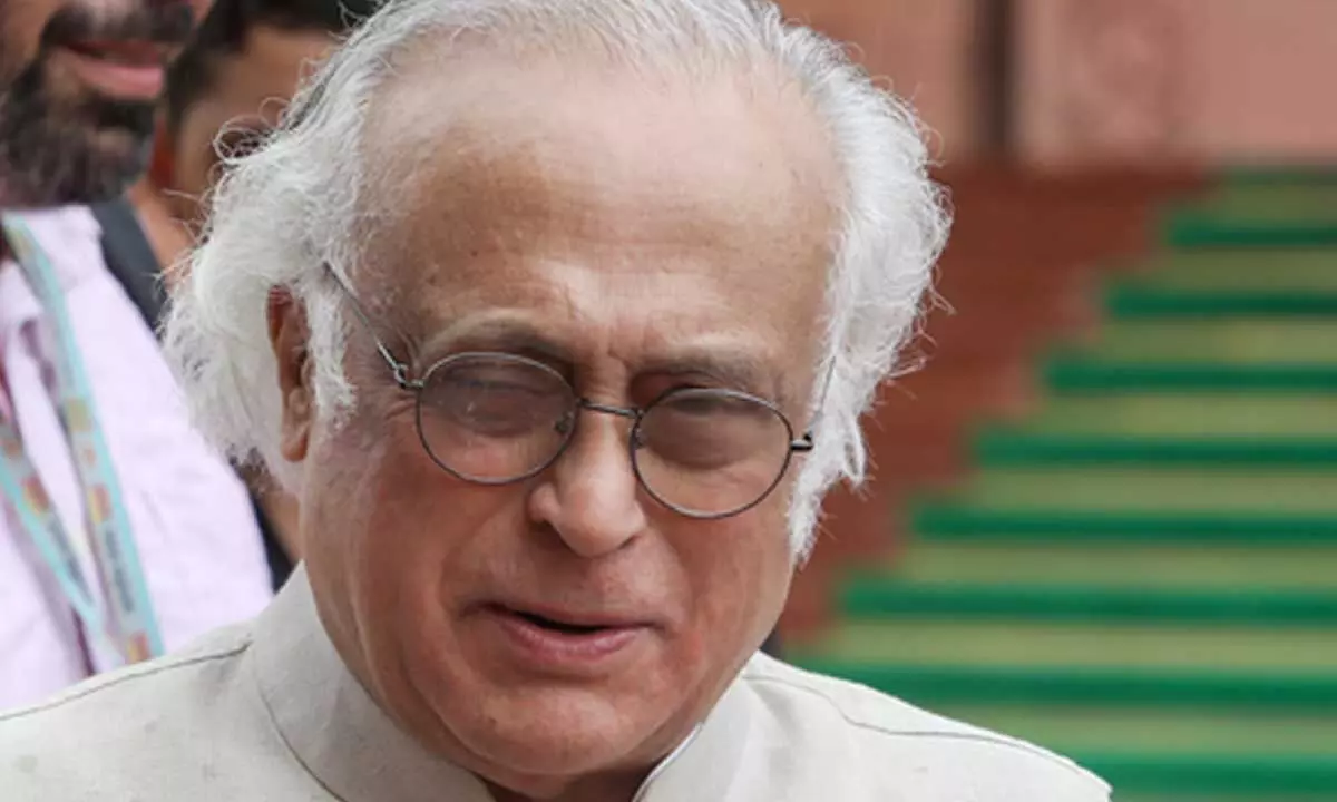 Congress criticises PM Modis RSS praise in I-Day speech, says violation of secular republic Congress criticises PM Modis RSS praise in I-Day speech, says violation of secular republic