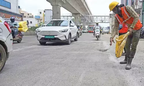 Expedite pothole repairs in city: BBMP