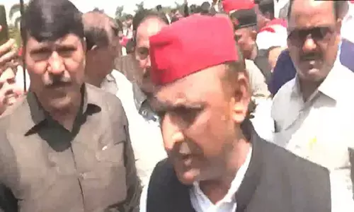 Akhilesh Yadav Targets RSS After PM Modi’s Independence Day Praise
