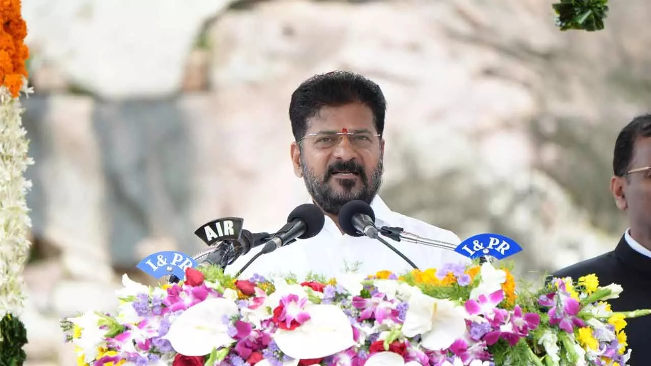 CM on two-pronged strategy of ‘People’s govt’: We compete globally, yet prioritise welfare measures CM on two-pronged strategy of ‘People’s govt’: We compete globally, yet prioritise welfare measures