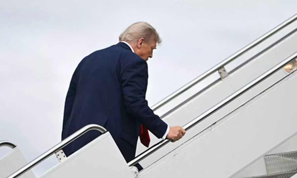 Trump heads back to Washington after inconclusive summit with Putin Trump heads back to Washington after inconclusive summit with Putin