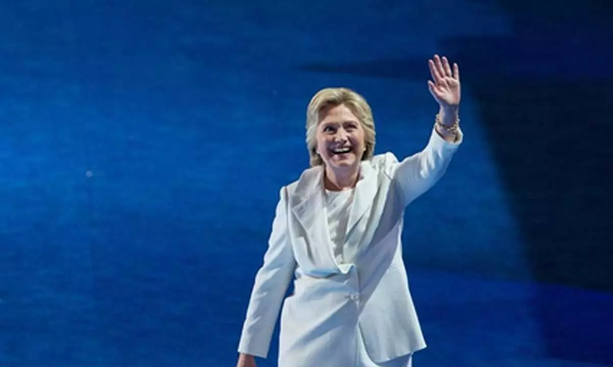 Hillary Clinton says she’d nominate Trump for Nobel Peace prize — if he ends Ukraine war without territorial concessions