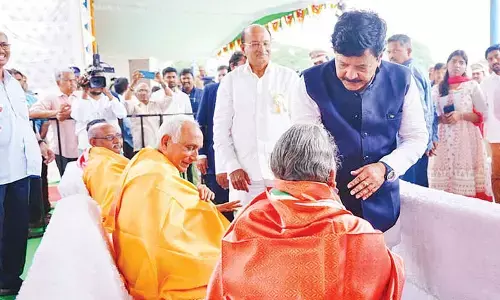 Family members of freedom-fighters felicitated