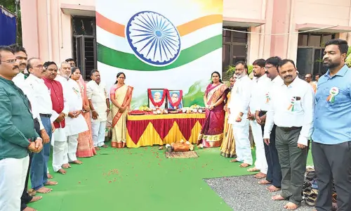 I-Day celebrated with pomp and gaiety in pilgrim city