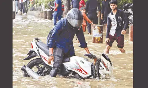 AAP slams Rekha govt over waterlogging