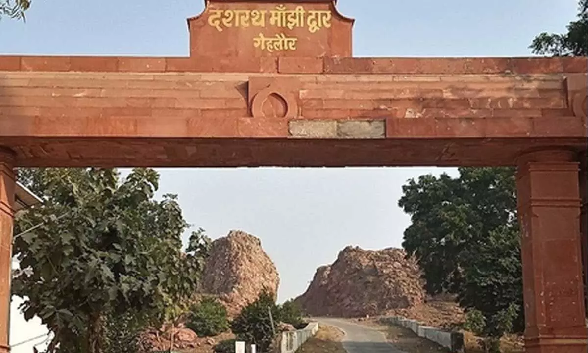 Will always inspire, Rahul Gandhi pays tribute to Mountain Man Dashrath Manjhi