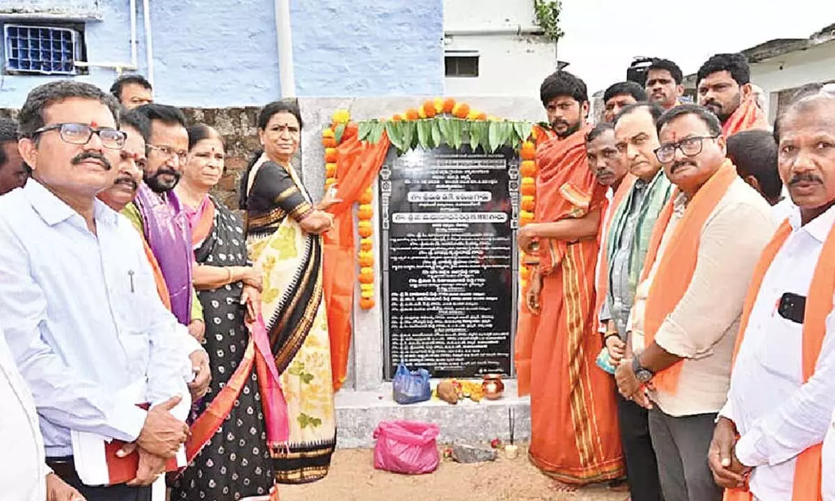 No compromise on development: Aruna No compromise on development: Aruna