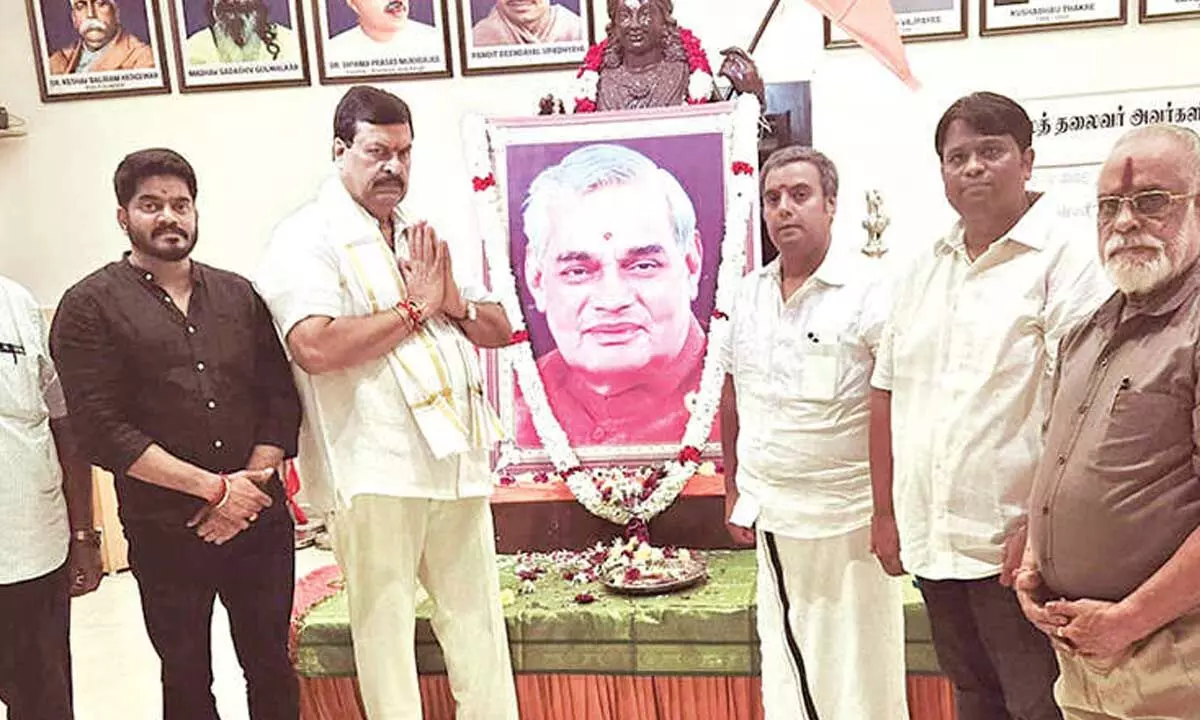 BJP leaders pay tribute to Vajpayee on his death anniv BJP leaders pay tribute to Vajpayee on his death anniv