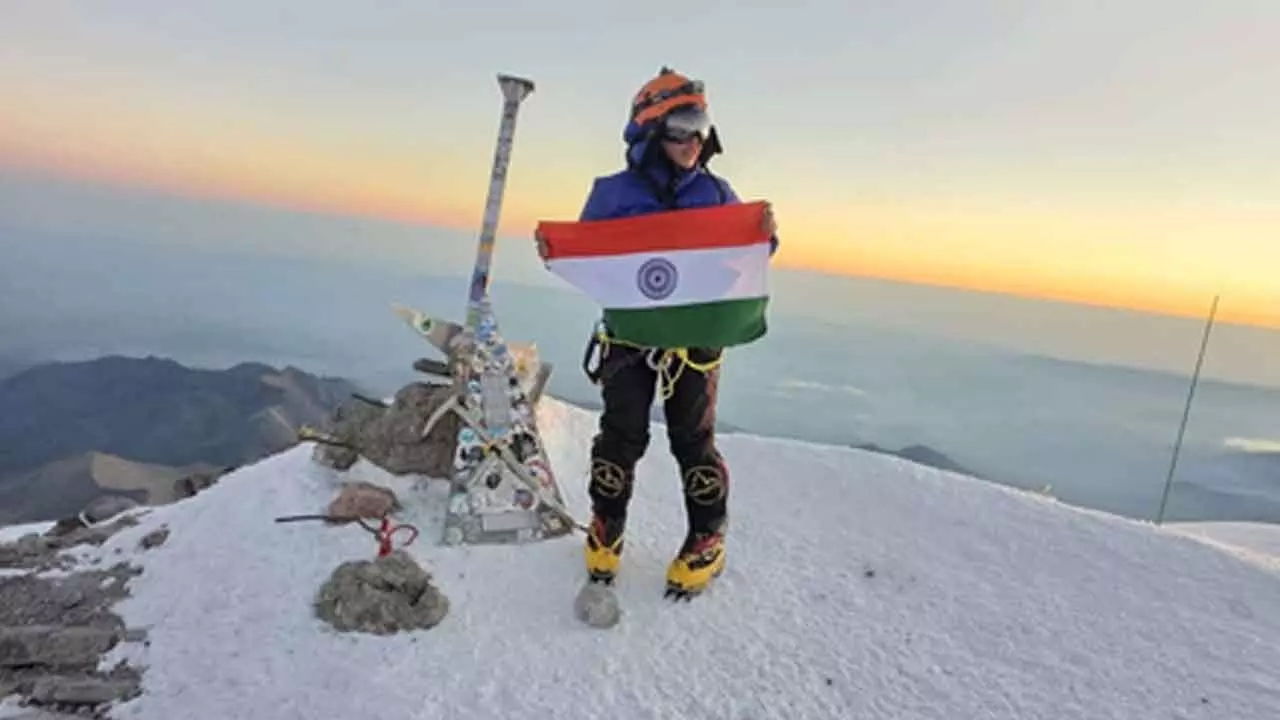 Arunachal Pradesh Governor hails Kabak Yano for scaling Mt Elbrus, highest peak in Russia, Europe
