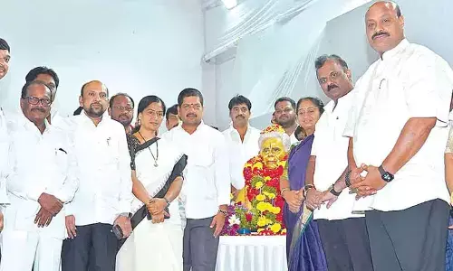 Gouthu Latchanna’s life an inspiration, says Atchannaidu