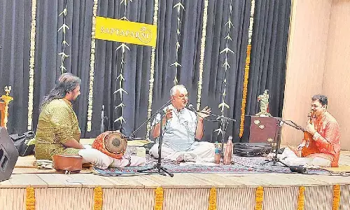 Soulful rendition of timeless Krishna compositions