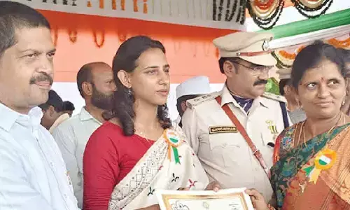 Swarnalatha honoured as best MPDO