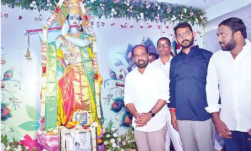 Yadav takes part in Sri Krishna Janmashtami celebrations