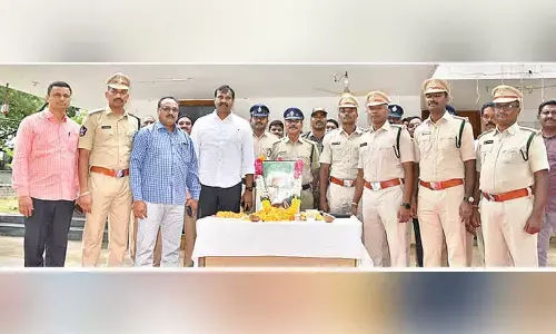 Sardar Gouthu Latchanna birth anniv observed