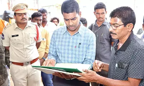 No urea, fertiliser shortage in Khammam, claims Collector