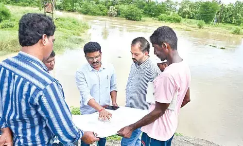 Bhupalapally on red alert: Collector inspects
