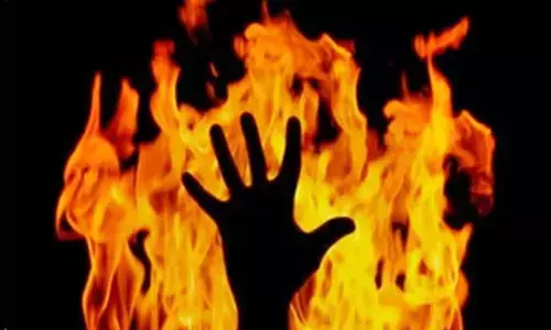 2 dead, 13 injured in apartment building fire in Seoul