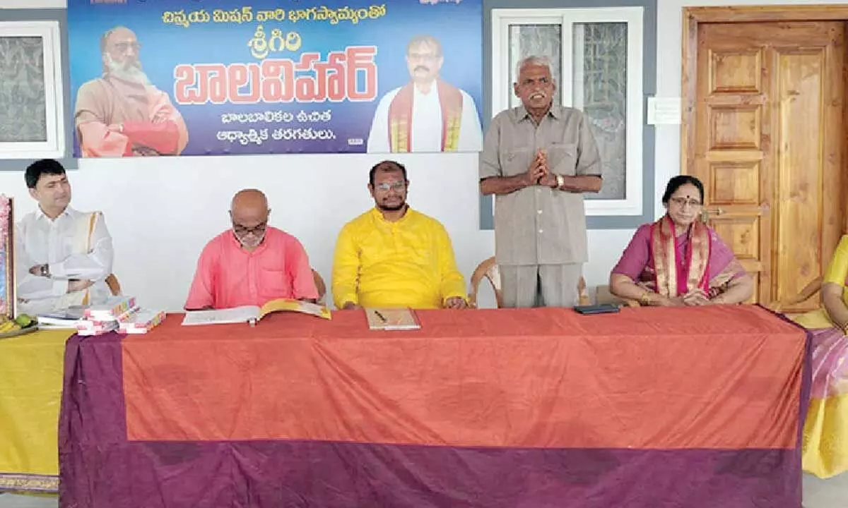 Classes in Sanatana Dharma begins Classes in Sanatana Dharma begins