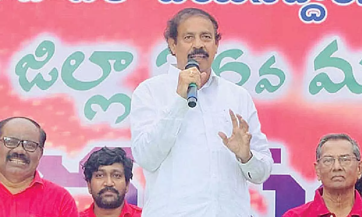 PM glorifying RSS disrespectful to freedom fighters: CPI PM glorifying RSS disrespectful to freedom fighters: CPI