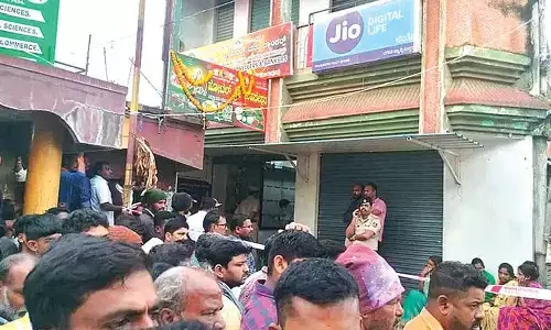 72-year-old shop owner killed by robbers