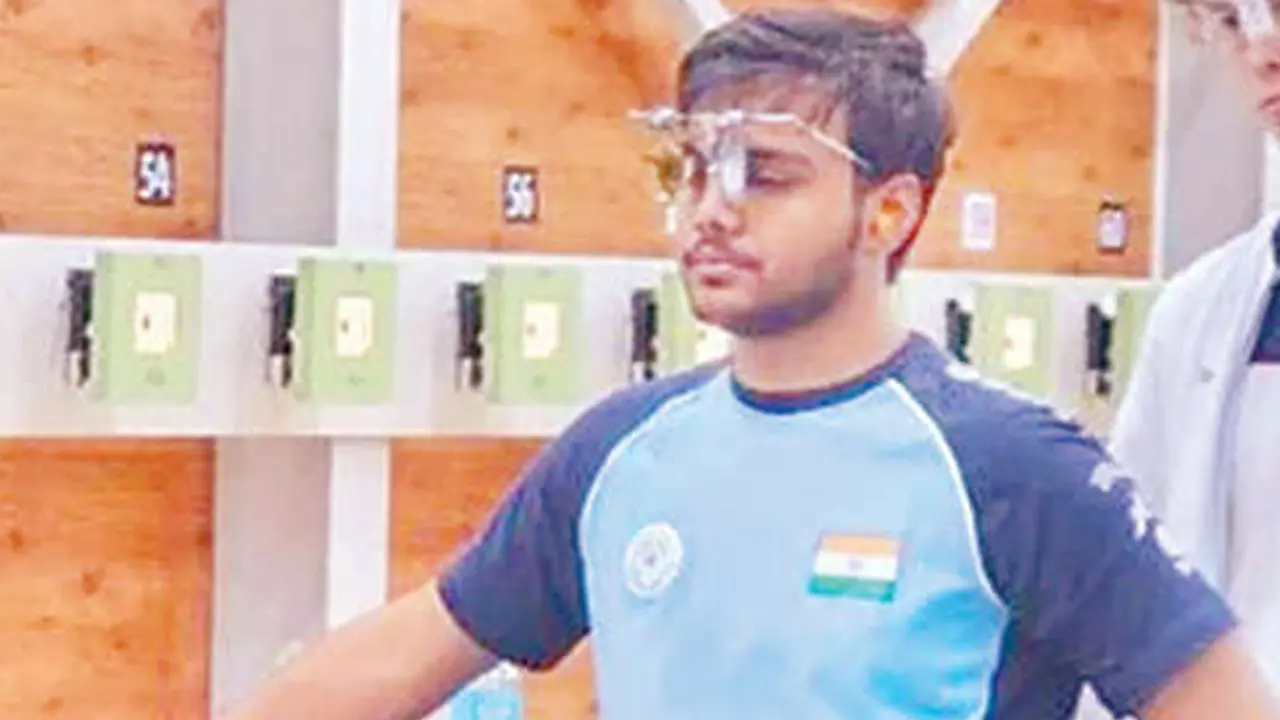 Kapil wins 10m air pistol gold