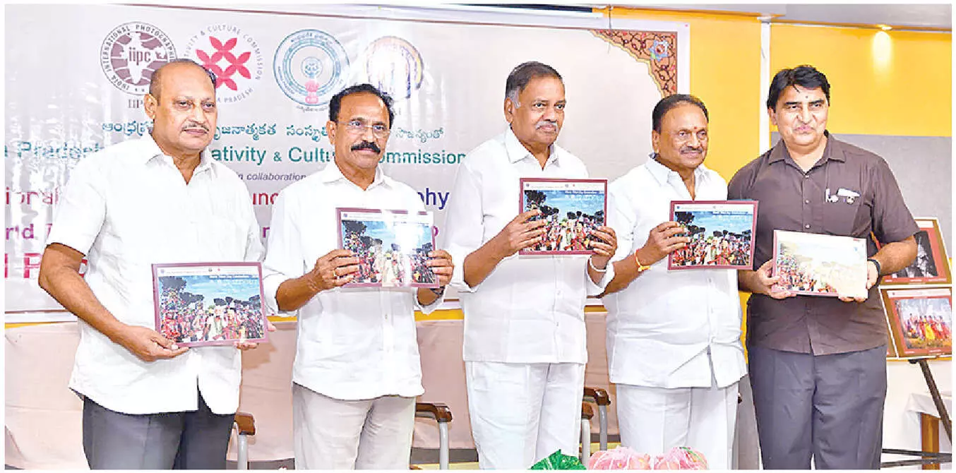 Mobile camera no match to professional photography