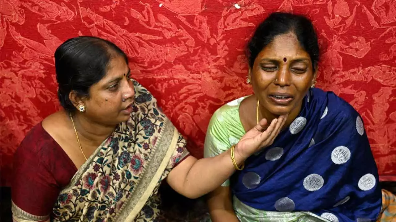 Six die due to electrocution during Janmashtami procession Six die due to electrocution during Janmashtami procession