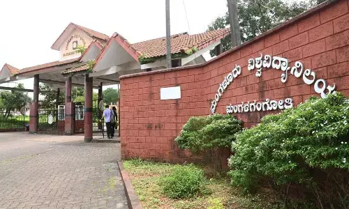 MLC raises concerns over irregularities at Mangalore University