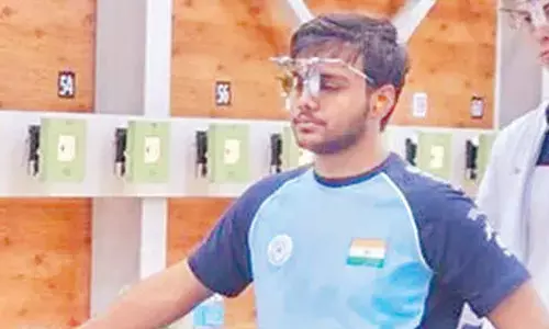 Kapil wins 10m air pistol gold