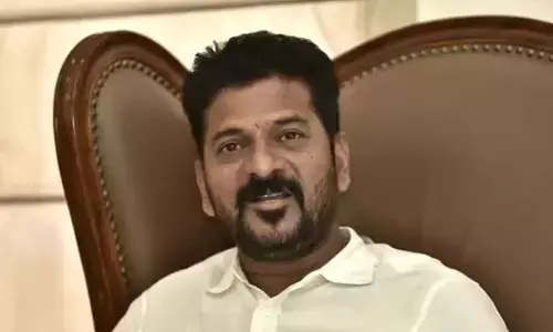 CM vows to make Hyderabad top film hub