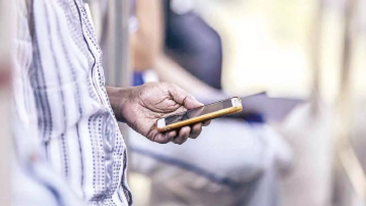 Haryana teacher’s death: Mobile internet suspended in Bhiwani, Charkhi for 48 hours Haryana teacher’s death: Mobile internet suspended in Bhiwani, Charkhi for 48 hours