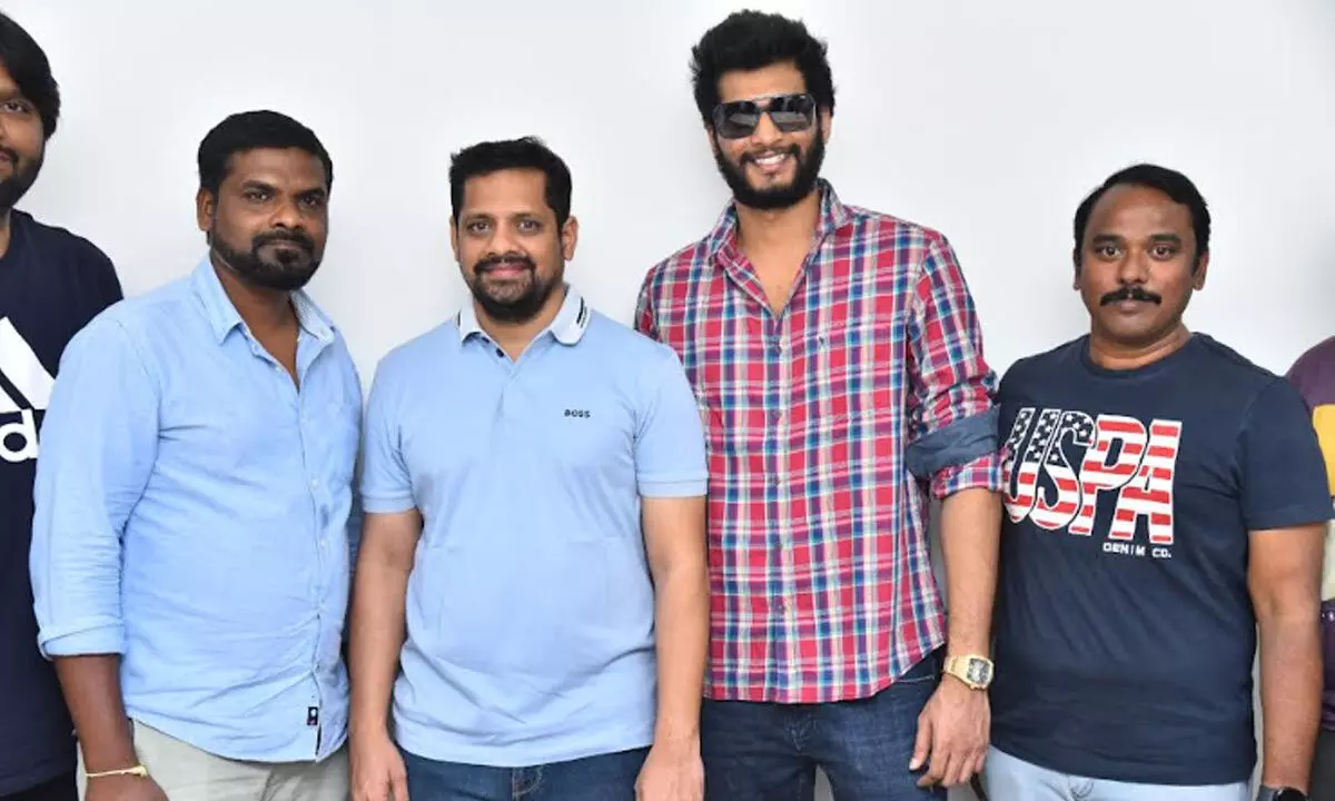 Chandra Hass starrer ‘Barabar Premistha’ heats up promotions with ‘Gunji Gunji’ Chandra Hass starrer ‘Barabar Premistha’ heats up promotions with ‘Gunji Gunji’