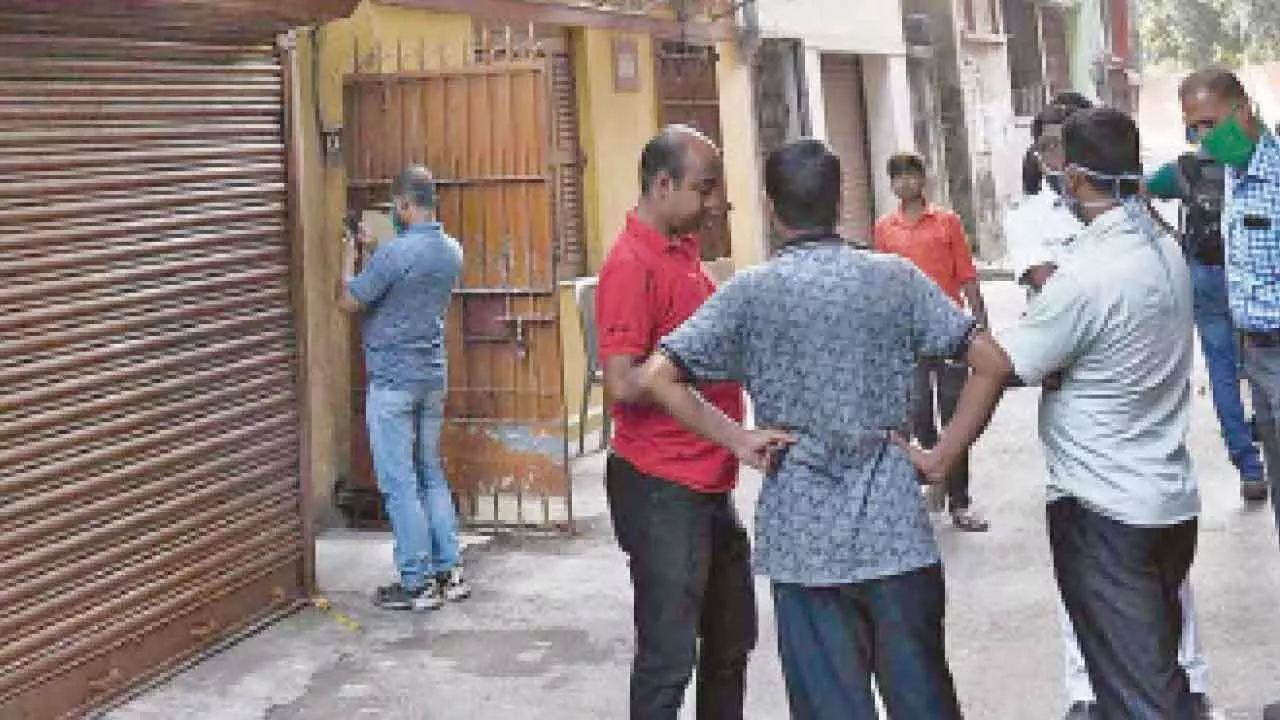 Man accused of killing elderly woman held after encounter Man accused of killing elderly woman held after encounter