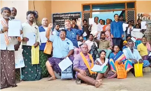 Disabled persons protest in Gonegandla over stoppage of pensions