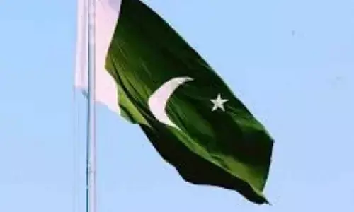 Pakistan in deep economic crisis with 44.7 pc population below poverty line