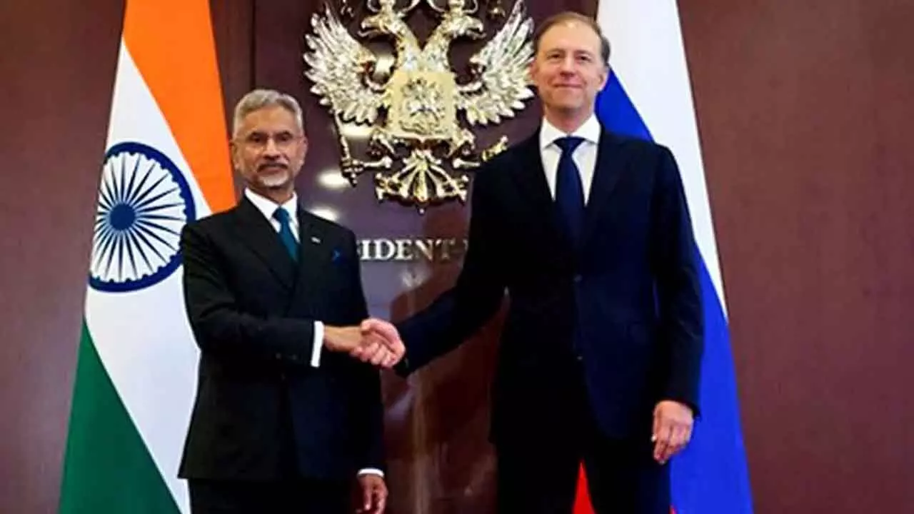 India seeks closer ties with Russia amid Trump tariffs