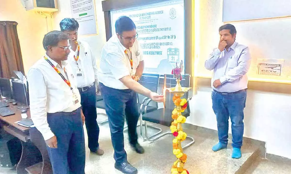 Faculty development prog held in Ashoka Engg college Faculty development prog held in Ashoka Engg college