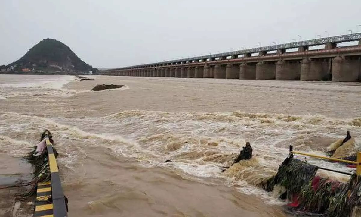 Krishnamma rivers overflows at Prakasam Barrage, 69 gates lifted