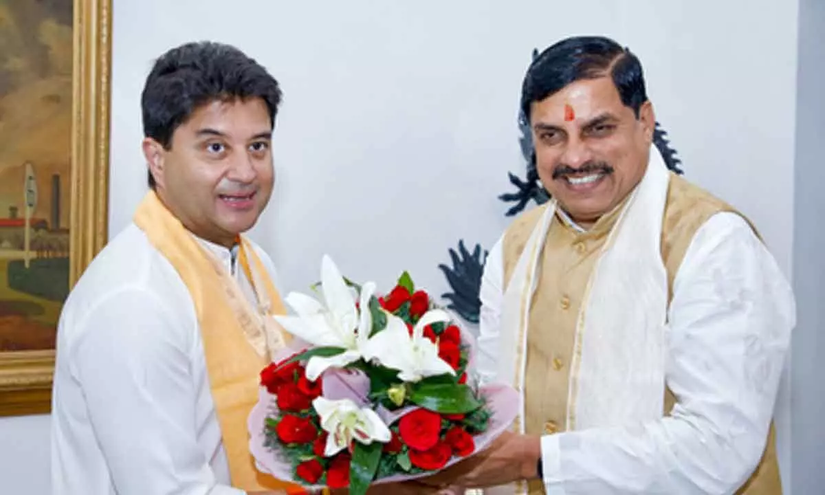Jyotiraditya Scindia hits out at opponents in Guna during meeting with flood-affected people