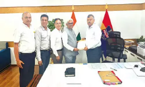 Marwaris tap State top cop; told to rein in hate speeches