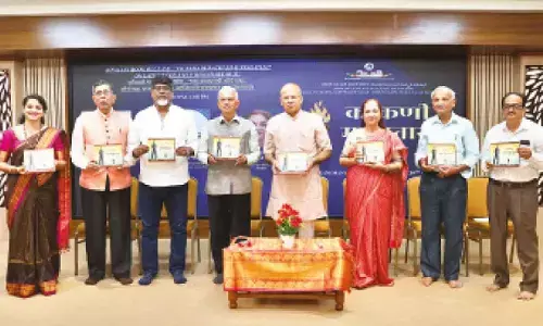 Book on Shaurya Chakra awardee released in Konkani