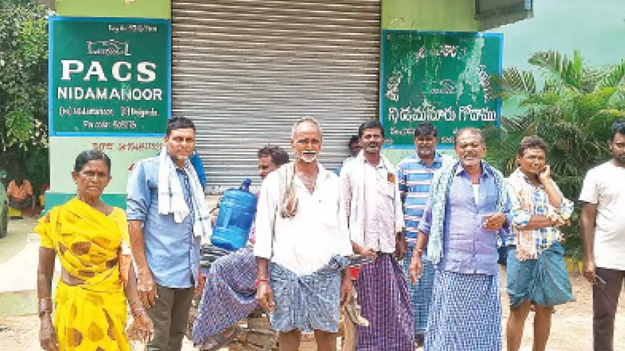 No urea stock in Nidmanoor for 10 days