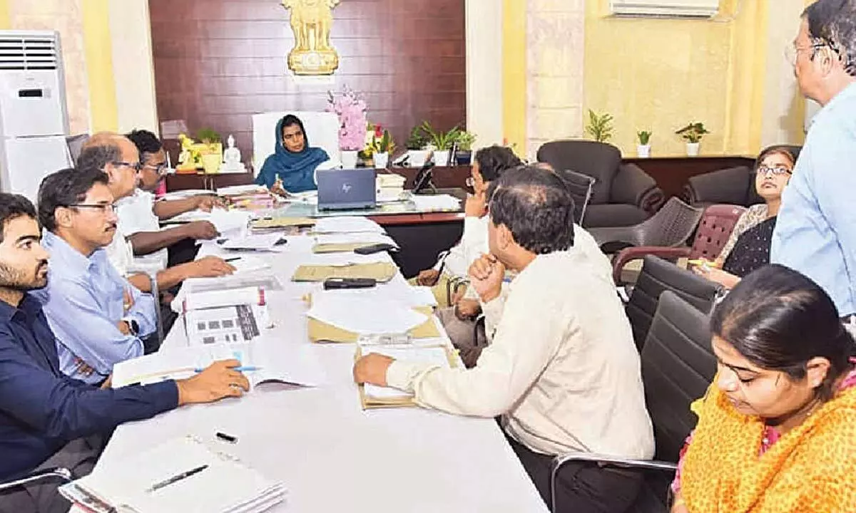 Collector warns medical dept officials against negligence