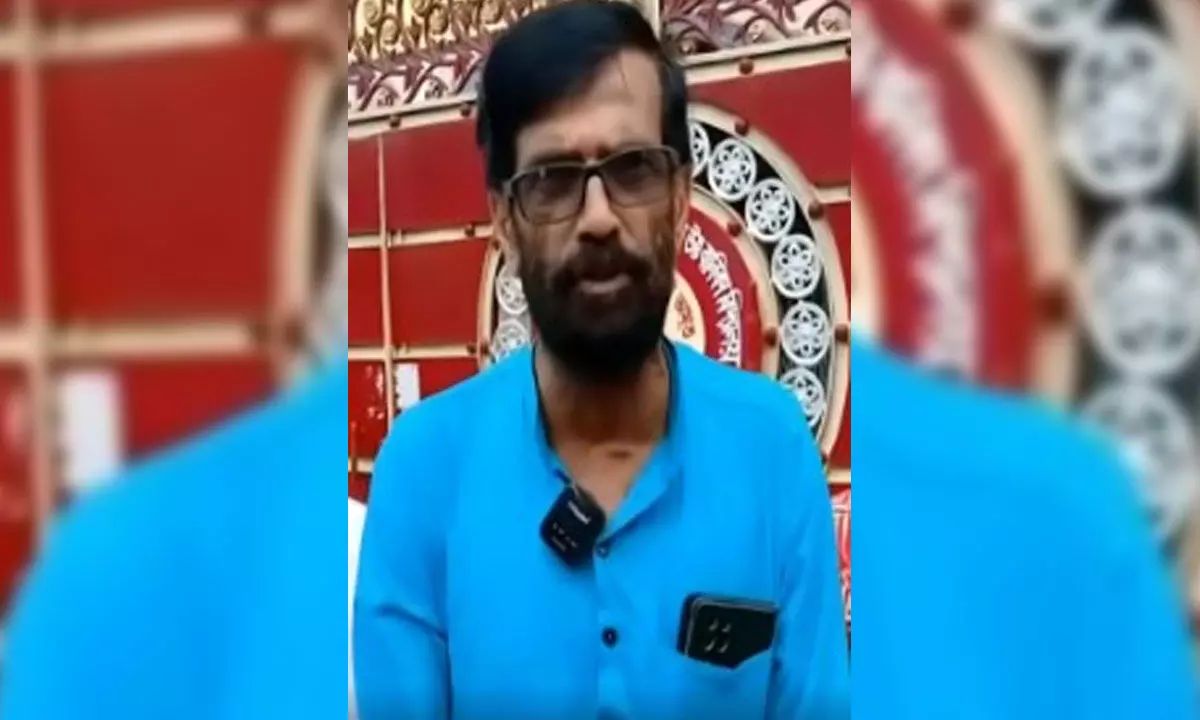 Trinamool leader accused of threatening Bengal school headmistress, administration asks police to file FIR Trinamool leader accused of threatening Bengal school headmistress, administration asks police to file FIR