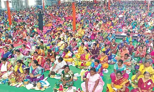 Mass Varalakshmi Vrathams held at Srisailam