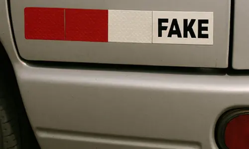 Strict action against fake reflective tapes on vehicles, fine up to Rs 10,000 in Noida