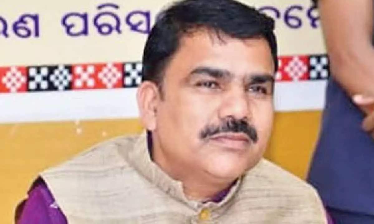 Free ride for school students in govt-run buses