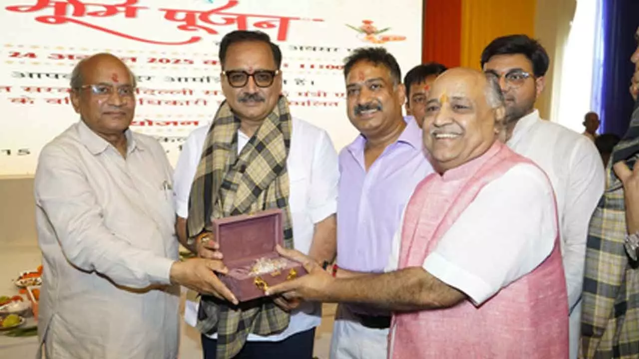 Delhi BJP chief Virendra Sachdeva launches Ramlila preparations near Red Fort