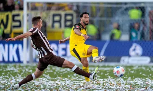 St. Pauli bounce back to hold Dortmund in six-goal thriller