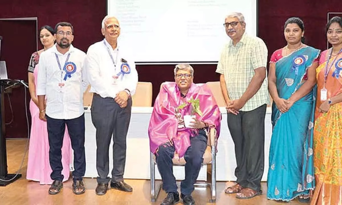 Conference on life sciences concludes